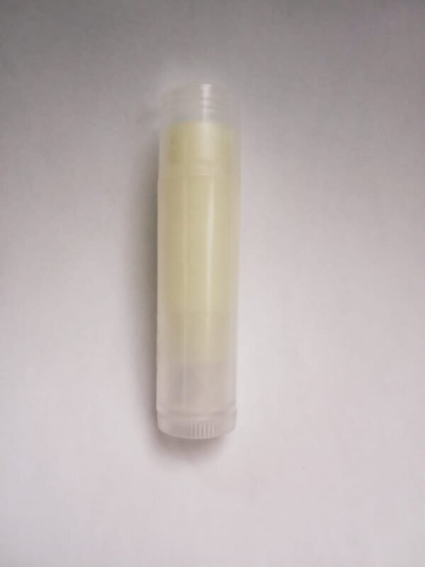 100% natural lipbalm