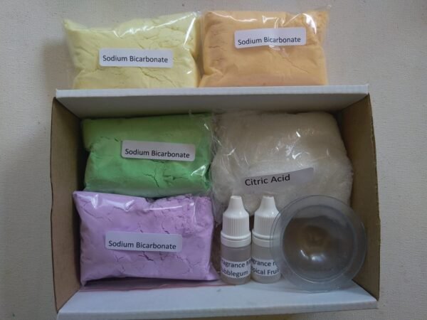 Bath bomb kit. Makes 6 bath bombs